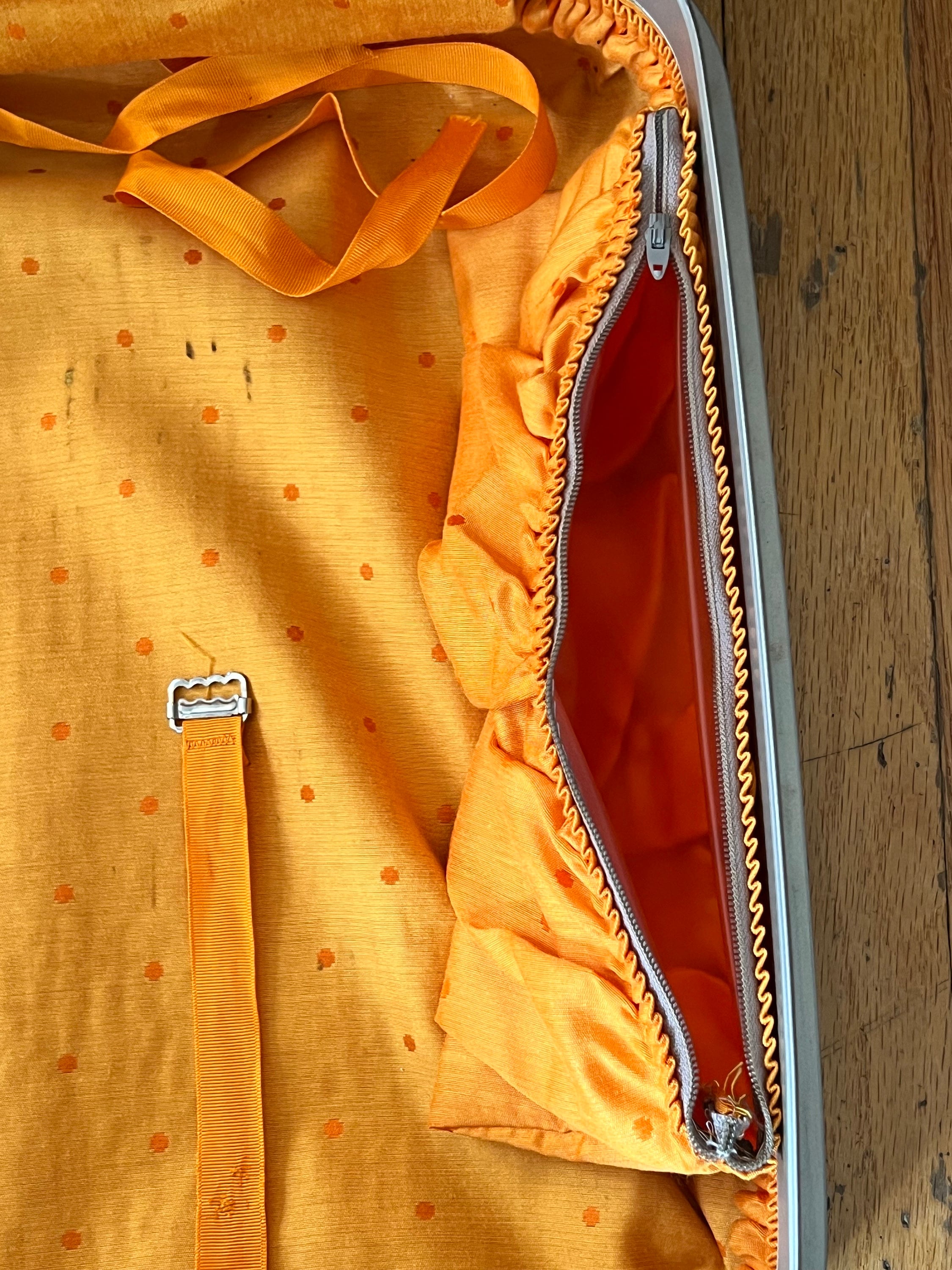 サムソナイト×マリメッコヴィンテージバッグ Samsonite Marimekko Fashionaire Medium Suitcase, Clean and