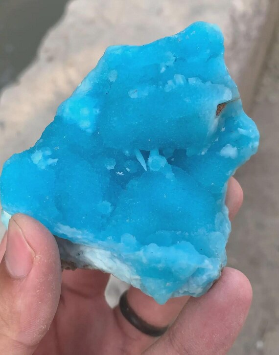 アラゴナイト 青 結晶 ブルーアラゴナイト 原石05 Blue Aragonite