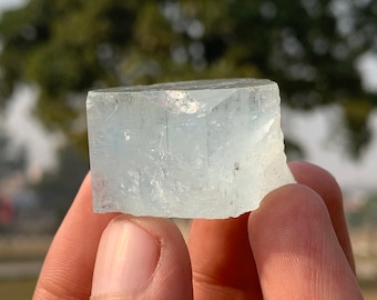 Gemmy Blue Aquamarine Crystal Terminated From Skardu Pakistan (00)
