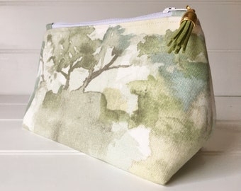 Green Tree Make-up bag, tree make up bag,Cosmetic bag, gift for mum, gift for her, letterbox gift, gift for friend, toiletry bag