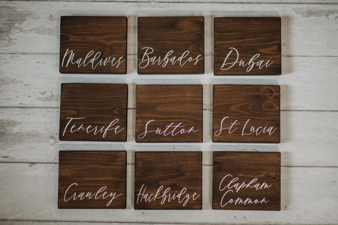 Personalised Wedding table names rustic wooden wedding Etsy Italia
