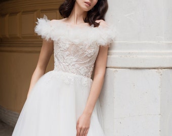 Ruffles Wedding Dress Gorgeous Beading Lace Tulle Wedding Dress Ruffled Off shoulder Sleeveless gown Puffy Ruffles Off Shoulder Flower Lace