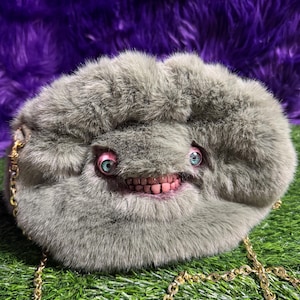Blom the purse