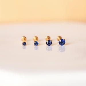 Perforación de gema azul zafiro PRONG CZ de acero inoxidable sin rosca - Tragus/Cartílago/Concha/Perforación de hélice delantera - Perforación de pasador de empuje de nariz