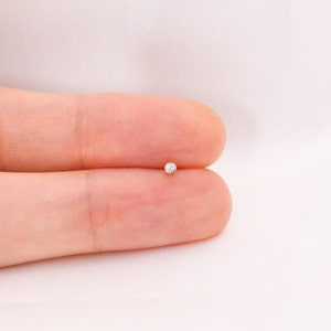 14k Gold Tiny Bezel CZ Gem Earring Threadless Labret - EarlobeTragus/Cartilage/Conch/Helix Labret - Dainty Gold Stud - Gold Push Pin Labret