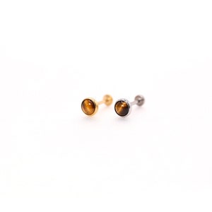 Boucle d'oreille oeil de tigre en titane, clou labret, labret 20G, boucle d'oreille lambi pour cartilage tragus, clou à dos plat hélicoïdal, petit clou à dos plat