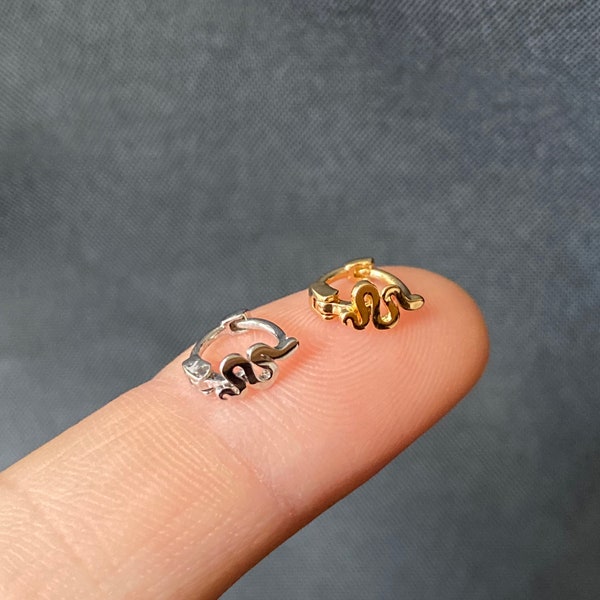 Tiny Snake Huggies, Small Serpent Hoop Earrings, Tiny Snake Clicker, Helix/Cartilage Clicker ring, Super Tiny huggies clicker, Snake Helix