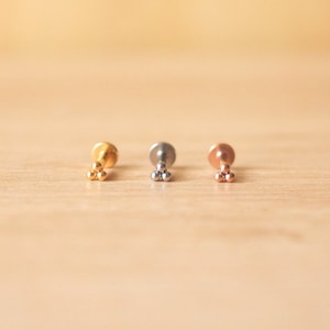 Tiny TRINITY Bead 16G Cartilage Tragus Conch Forward Helix Earrings, Dainty Earring, Flat back Earrings Stud, Labret Stud, Trinity Labret