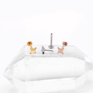 20G 18G 16G SPARKLE Threadless stalen oorbellen • Traguskraakbeen conch helix oorbel - push pin labret-stekker • platte achterkant tragus