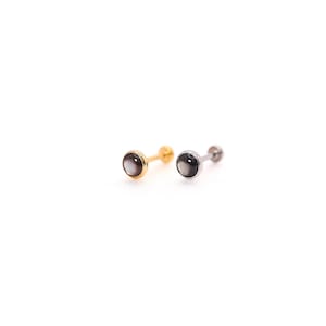 Titanium 3mm BLACK Shell Earring, Labret Stud, Tiny Nose Labret, Tragus Cartilage Conch Forward, Helix Flat back, Dainty Jewelry