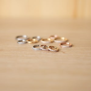 16G TITANIUM CZ Clear Gem Micro Pave Ring • Tragus Hoop • Clicker Ring • Seamless Ring • Dainty Jewelry • Pendientes de cartílago/concha/hélice