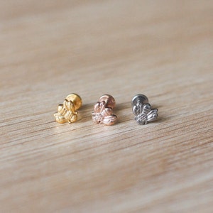 16G Threaded Tiny BEE Cartilage/Tragus Stud • Gold Labret Stud • Conch Earring Stud • Dainty Bee Earrings • Flat back Piercing Labret Stud
