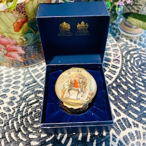 Halcyon Days Enamel ‘The Canterbury Tales’ Box, Made in England, "Halcyon Days Enamels - England - Bilston & Battersea Enamels Revival"