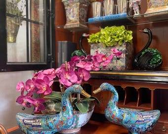 Pair of 1940s Chinese Cloisonné Ducks – Vintage Enamel Figurines, Chinoiserie Decor, Midcentury Asian Art, Chinese Export, Cloisonne Ducks