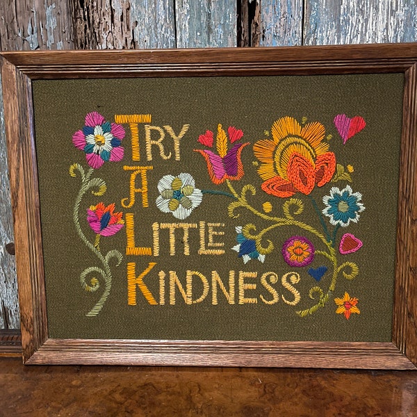 Vintage Crewel, Floral Design, Vibrant Colors, Vintage Wall Art, Framed Crewel