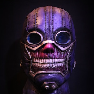 NOI latex mask