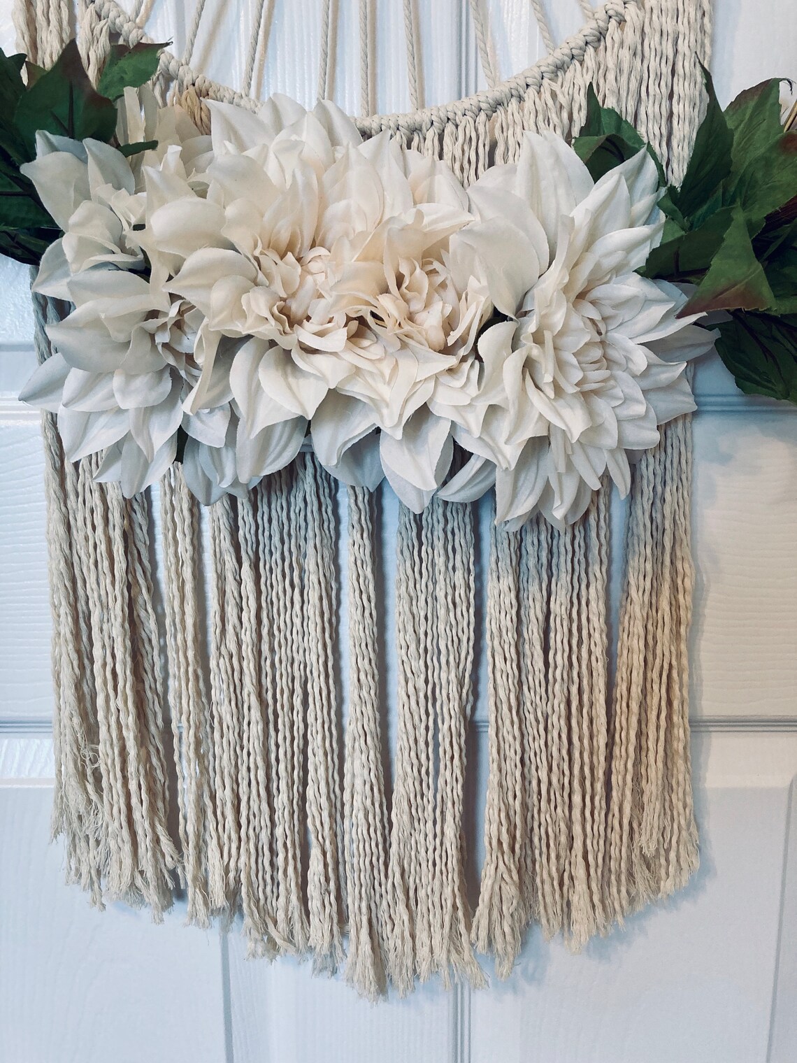 Floral Macrame Wall Hanging With Cream Flowers Etsy