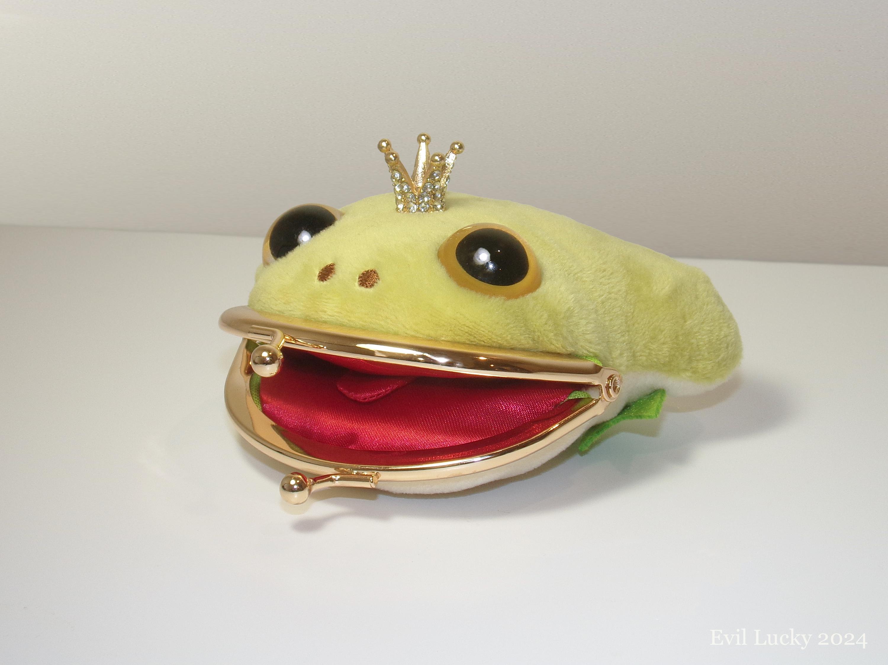 Frog coin purse with crown deals
