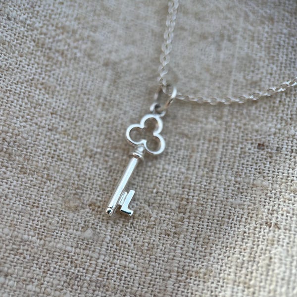 Vintage initial ‘L’ key pendant sterling silver necklace upcycled