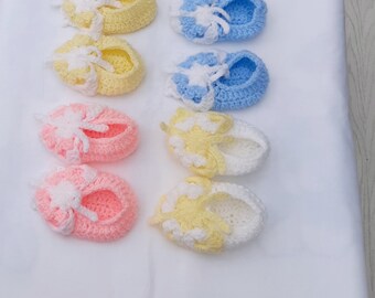 Handmade crochet baby booties/shoes