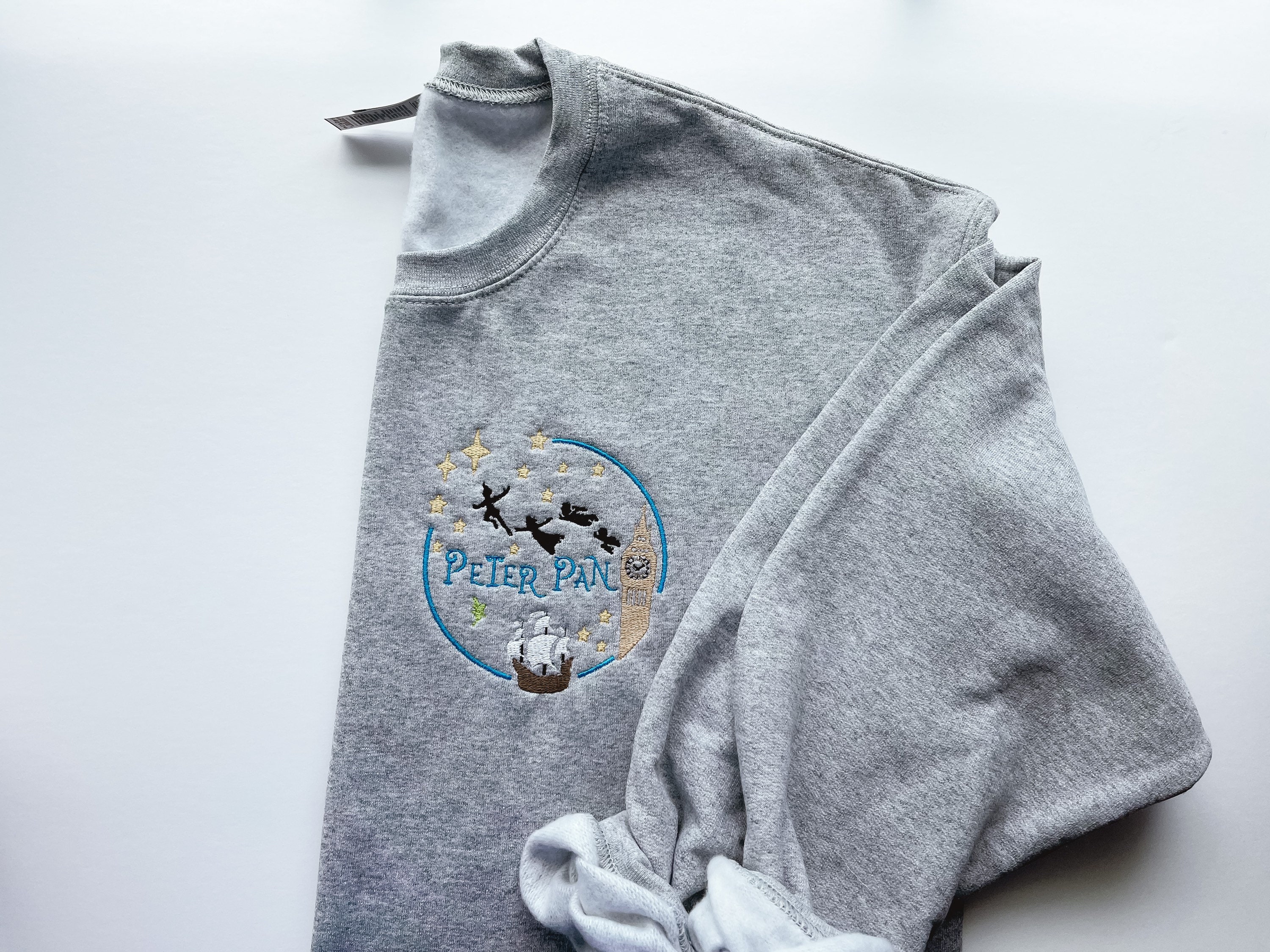 Peter Pan Embroidered Crewneck Disney Embroidered Sweatshirt Neverland  Crewneck Disneyland Sweatshirt 