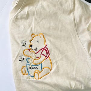 Winnie the Pooh Bee sweatshirt, Winnie the Pooh sweatshirt, Disney crewneck