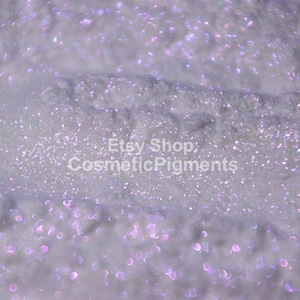 Chameleon Color Shift Cosmetic Grade Pigment for Epoxy Resin Wax Melts Bath Bombs Soaps Watercolors Make Up Eye Shadow Nails Fairy Dust 008