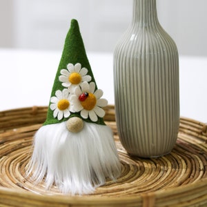 Daisy Gnome  | Decor Gnome | Home Decor | Floral Gnome | Gnome | Scandinavian Gnome | Summer Gnome | Roses Gnome | Birthday Gnome