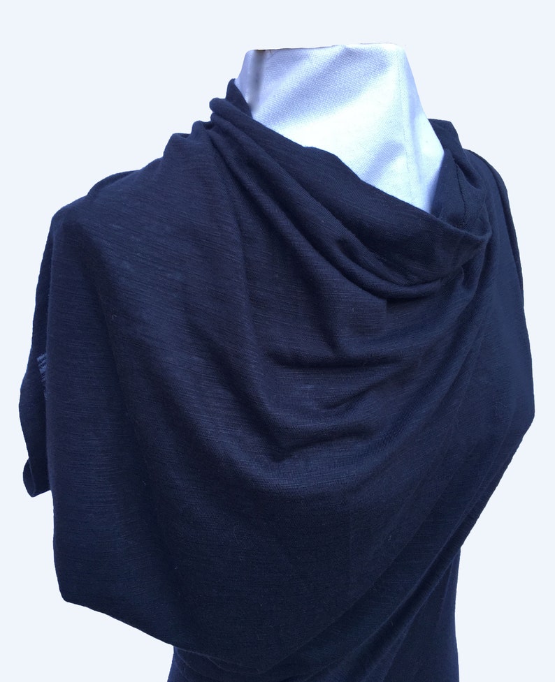 Black asymmetrical top. XS-L image 7