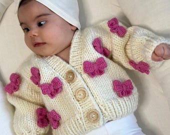 Baby girl cardigan with bows