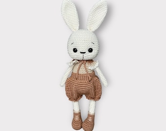 Cadeau bébé lapin fait main au crochet