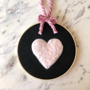 Black Valentines Day Heart Decor, Pink Needle Felted Heart, Black and Pink Decor, Dusty Rose Boho Wall Art, Valentine&#39;s Day Gift for Teacher