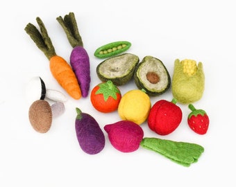 Felt Fruit and vegetable set A - 14 pieces, play fake felt food. Felt fruit, felt vegetables, pretend play, felt toys, wool fruit and veg