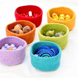 Felt Large rainbow baskets, felt storage baskets, set of 6 felt baskets, felt bowls