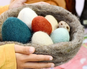 Felt Nest , Felt Nest , Felt Birds Nest, Felt pretend bird nest, Felt  pretend Nest, pretend Birds egg, Easter