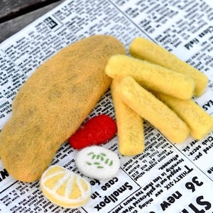 Felt Fish and chips, Felt pretend food, felt pretned play, fake fish and chips, play food, play felt food