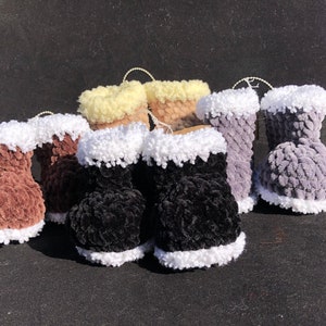 Hand Crocheted "LIL" Hugs Baby Booties | Baby Slippers | Newborn - 6 month | Baby Shoes | Baby Girl | Baby Boy | Baby Gift | Assorted Colors