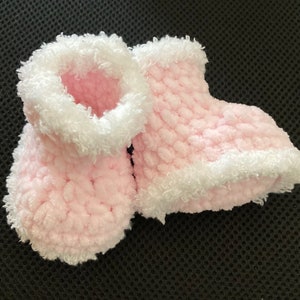 Hand Crocheted LIL Hugs Baby Booties Baby Slippers Newborn 6 month Baby Shoes Baby Girl Baby Boy Baby Gift Assorted Colors Pink