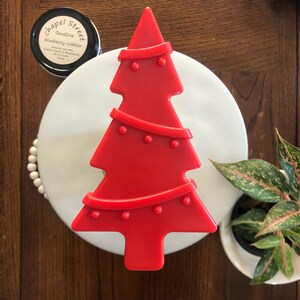 Jax&#39;s Jolly Tree Heavy Chewer Toy (Red)