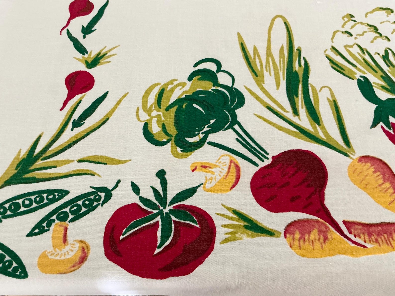 Vintage Simtex Vegetable Tablecloth Garden Veggies Dramatic Colors Mid ...