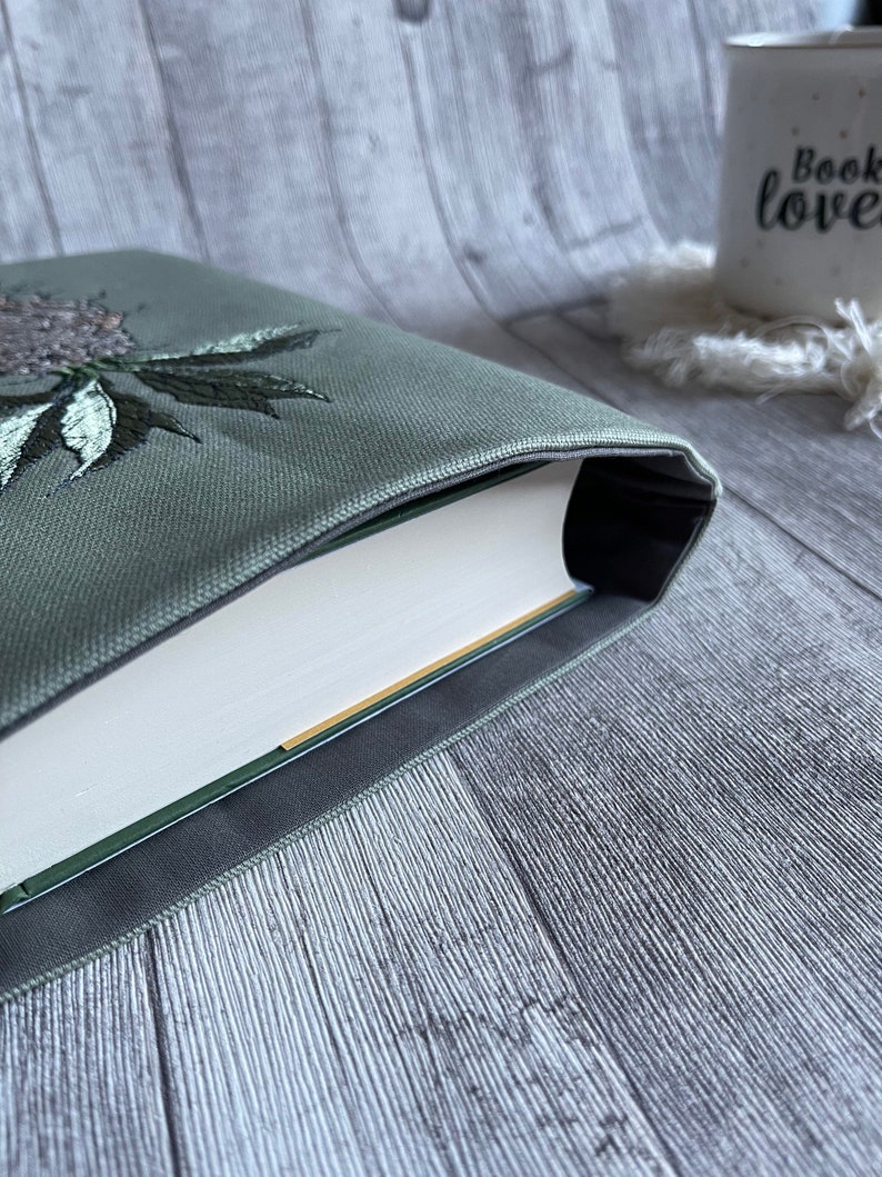 Mandrake Kräuterkunde Alraune Buchhülle bestickt Booksleeve Buchumschlag iPad Journal Planer Tablet Hülle Notizbuch Bild 5