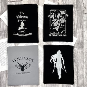 Throne of Glass | Terrasen | Embroidered book cover | Booksleeve book cover iPad journal planner tablet notebook | Assassins **