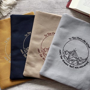 ACOTAR | Embroidered book cover, book sleeve, book bag, book cover, iPad planner, tablet cover, Sarah J. Maas Velaris / Realm of the Seven Courts