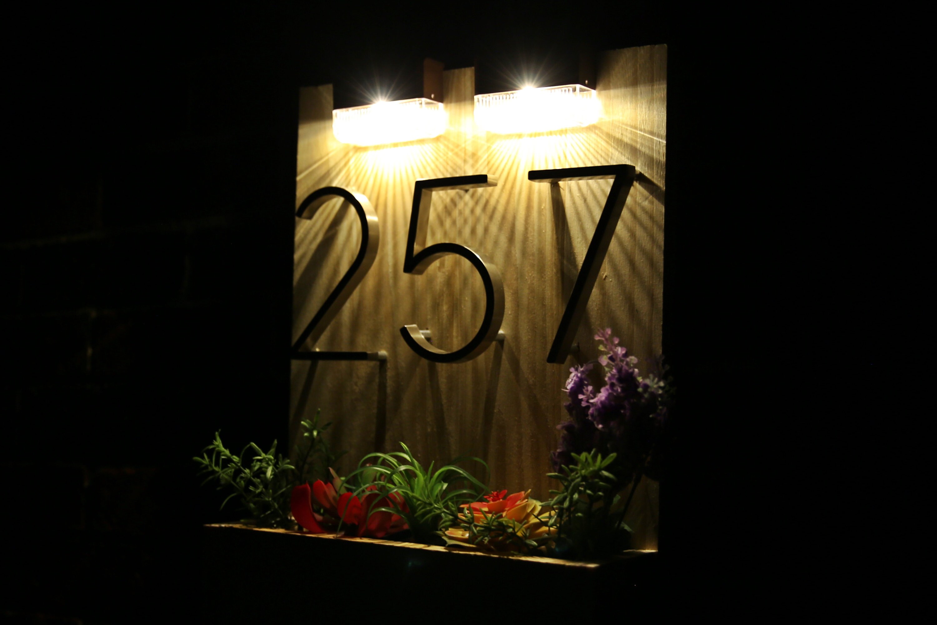 solar house numbers