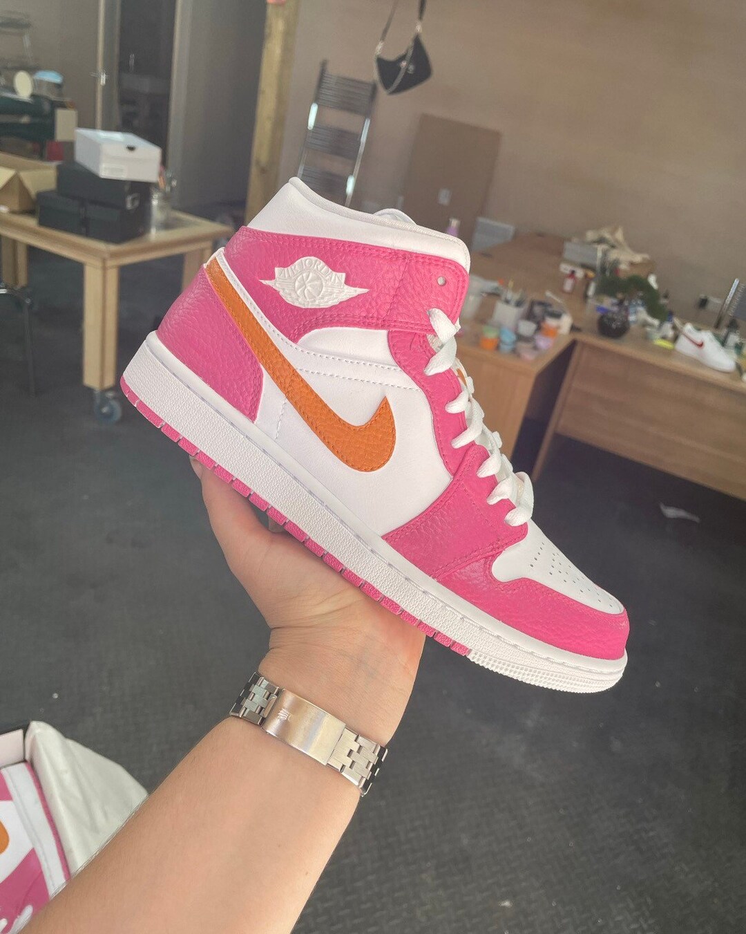 jordan 1 orange pink
