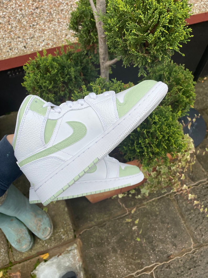 sage green jordan 1