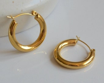 Hoop Earrings, Everyday earrings, Statement Earring, Huggie Hoops, Chunky Earring, Minimalist Earring, 18K Gold Plated earrings