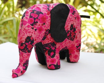 Valentines Day Elephant Plush, Heart Plush, Stuffed Animal for girl, Valentine's day gift for her, Elephant gifts for wife, Stuffed Elephant