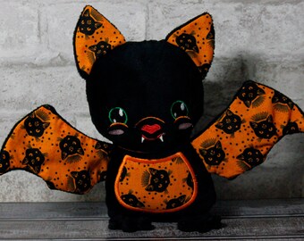 Small Bat Plush, Witch Cat familiar, Embroidered plush, Bat stuffed animal, Halloween Plush, Kawaii plush, Stocking Stuffer for boy, bat cat