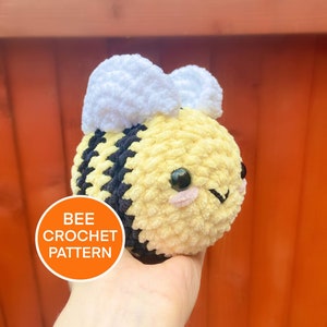 Bee Crochet Pattern, Easy Level Crochet Pattern, Handmade Bumblebee, PDF File, Digital Pattern, Amigurumi Pattern, Downloadable PDF